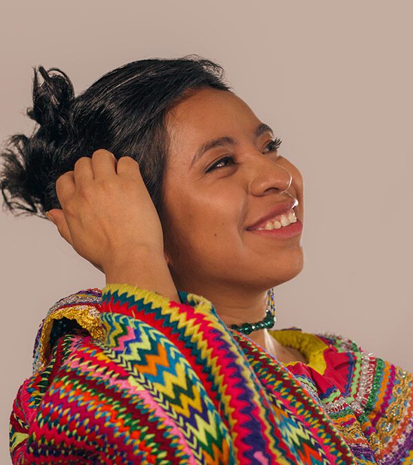 Sara Curruchich retoma su gira mundial en México y anuncia sus primeros conciertos del 2024